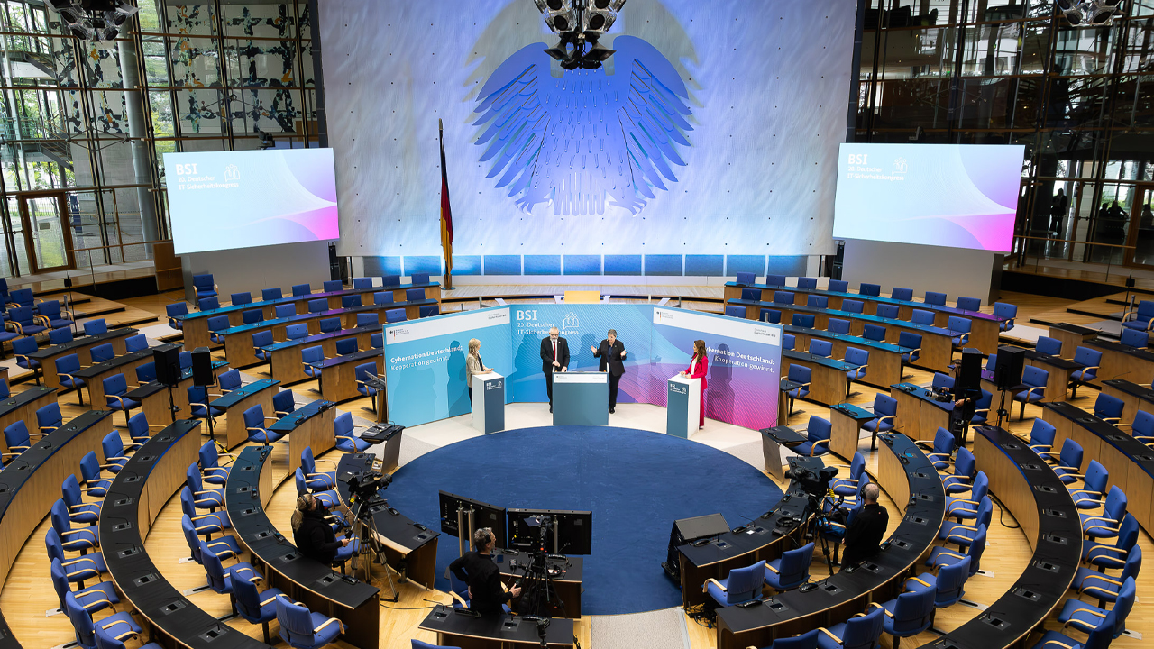 Master Thesis on EAP-TLS implementation and security in 5G systems accepted for the 20th German IT Security Congress